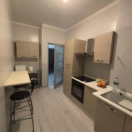 A Due Passi Da Tutto Apartment *