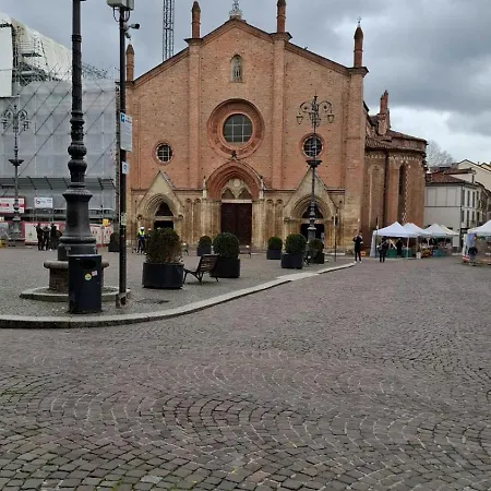 アパート A Due Passi Da Tutto アスティ